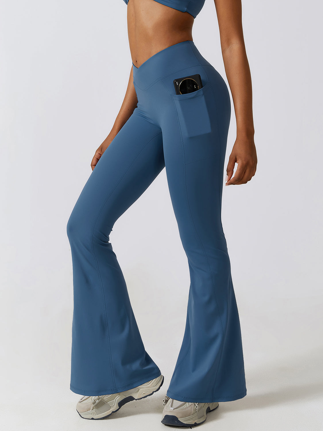 Flare Leg Active Pants with Pockets