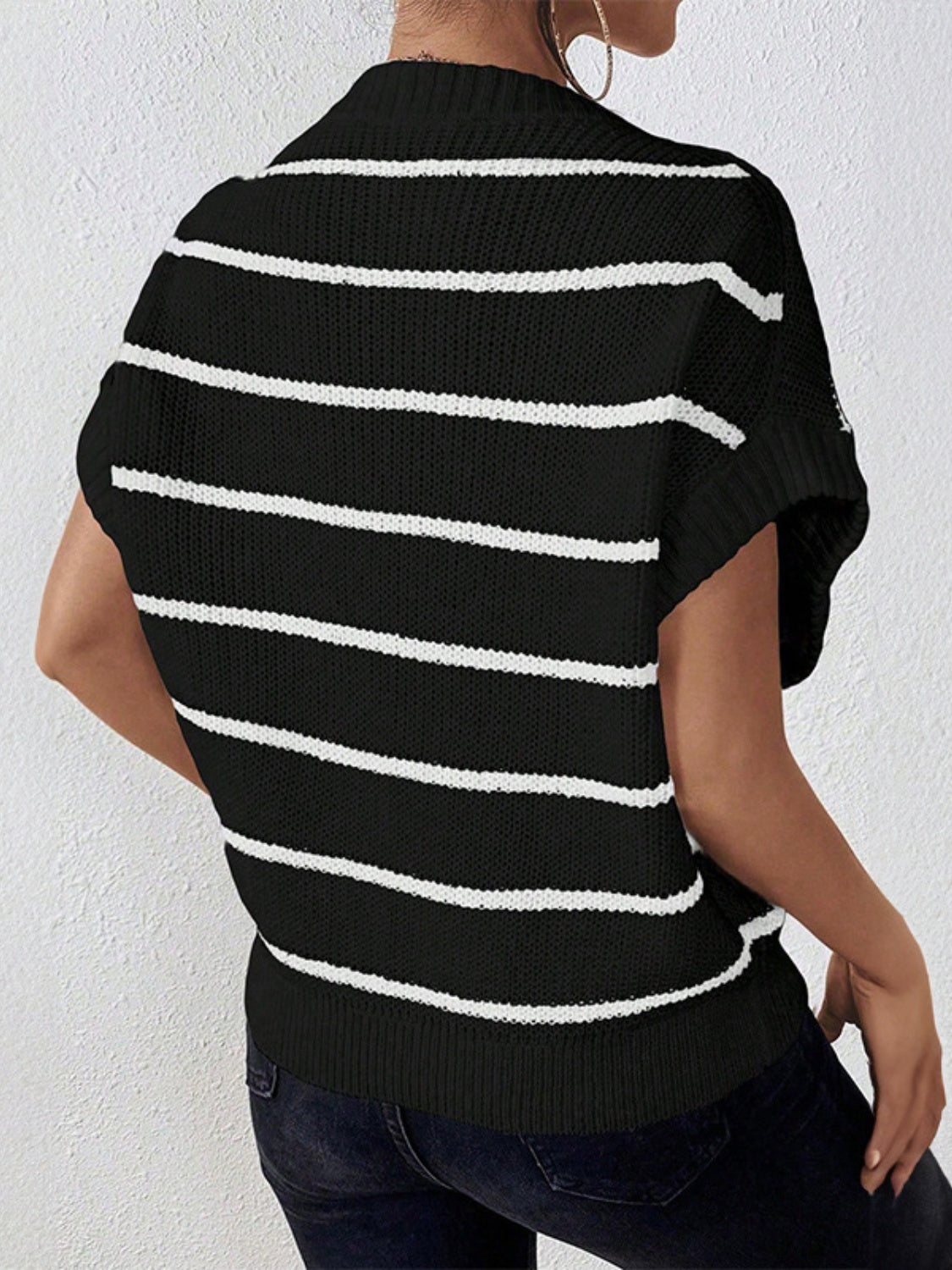 Striped Round Neck Short Sleeve Knit Top