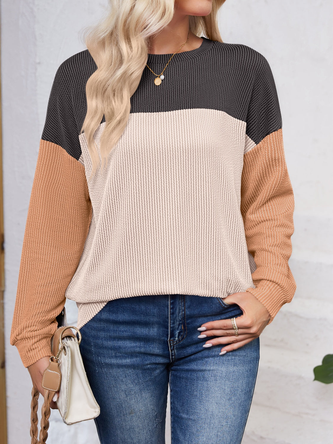 Color Block Round Neck Long Sleeve Sweatshirt